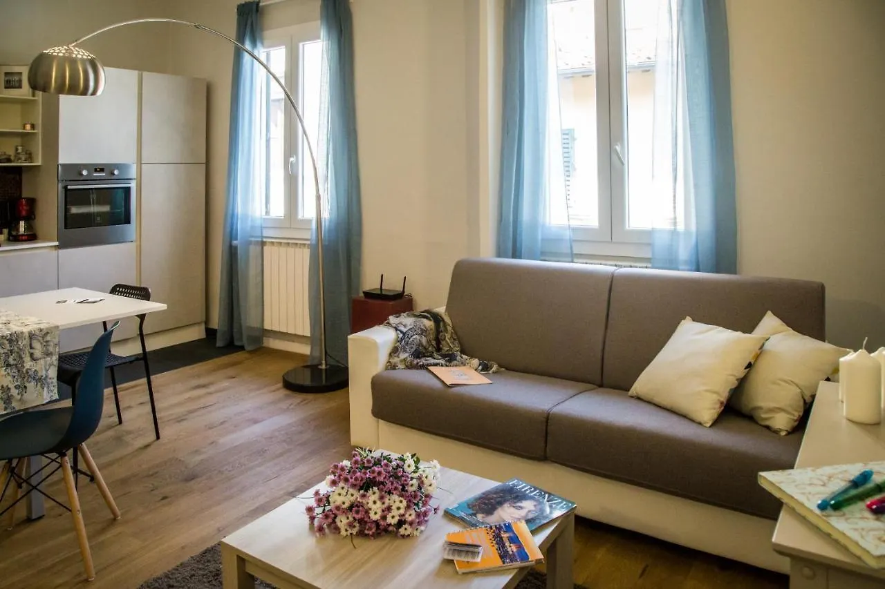 Acacia Firenze - Dalia Apartment 0*, Florence