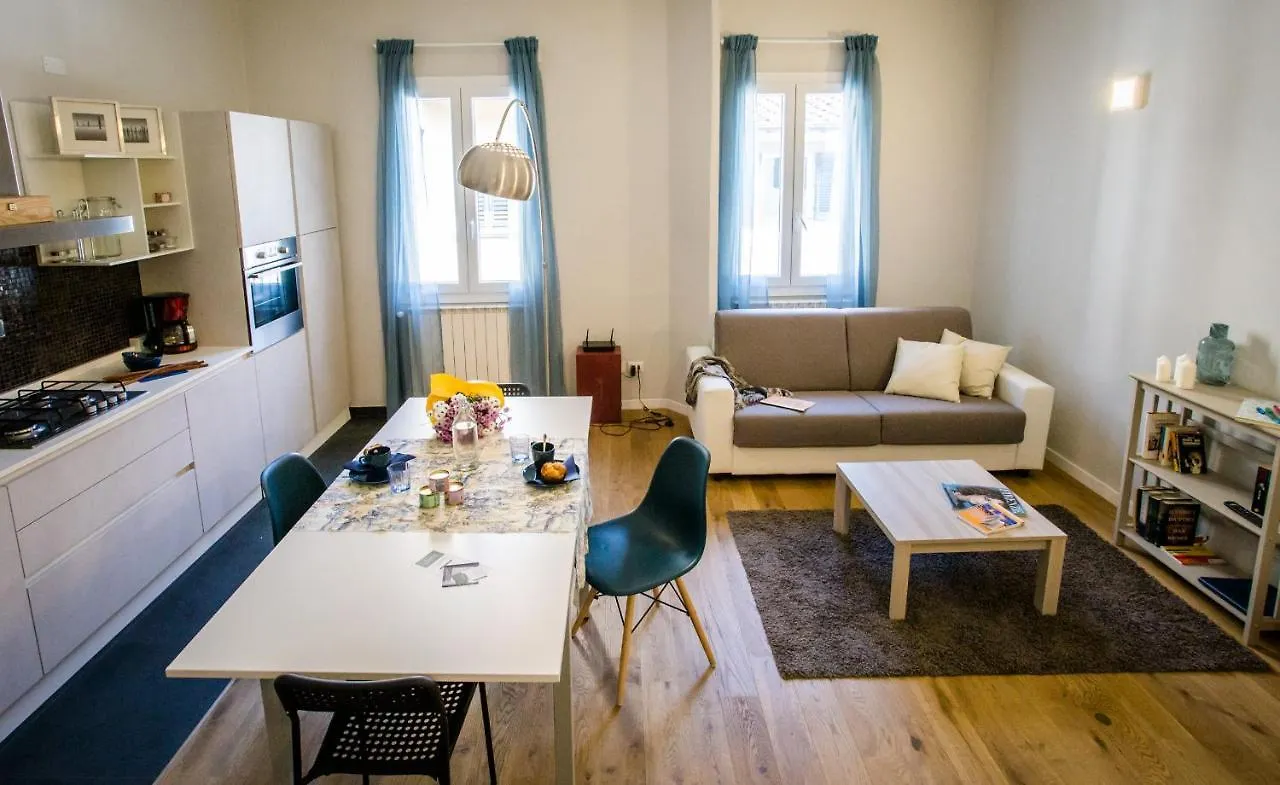 Acacia Firenze - Dalia Apartment Florence