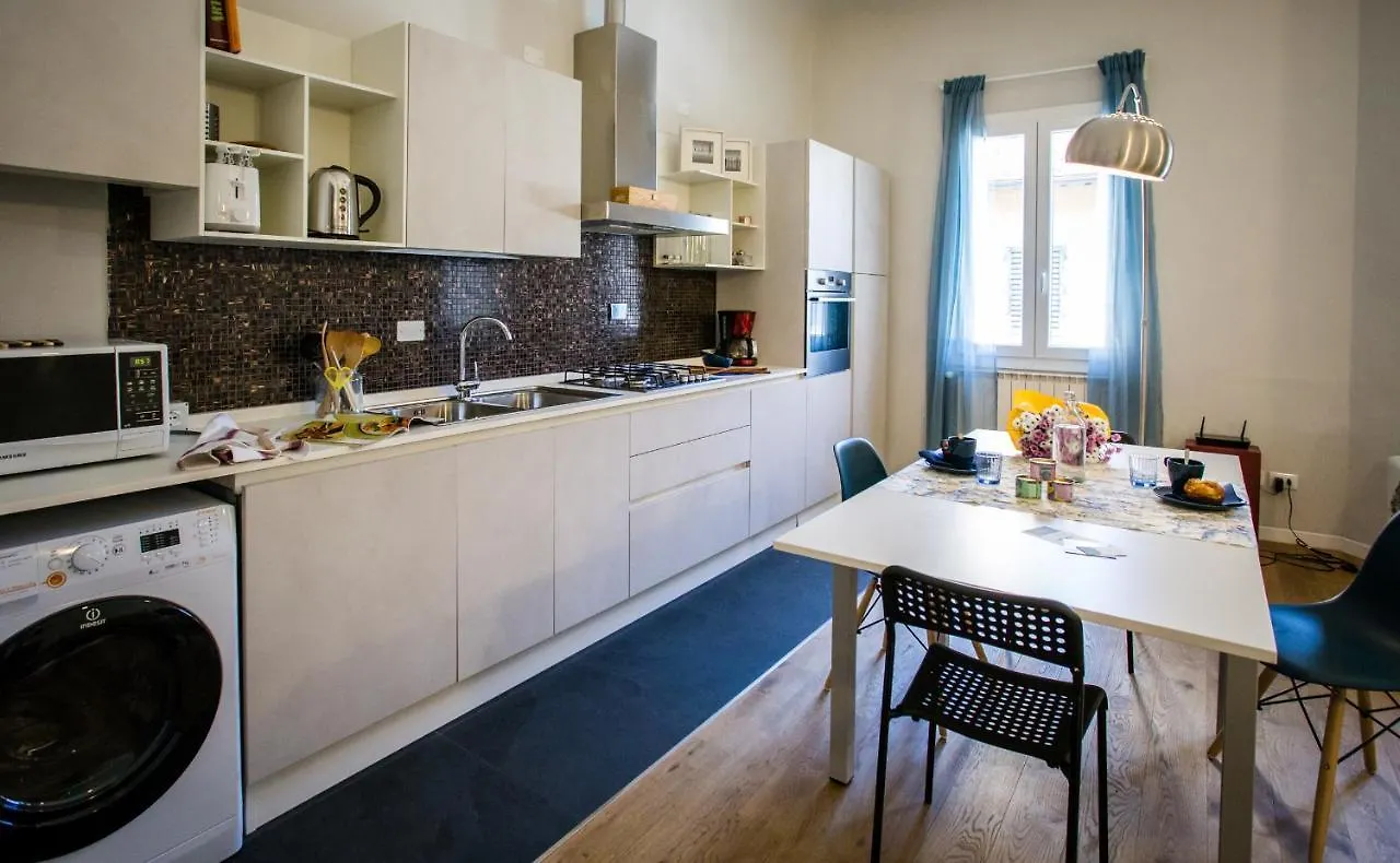 Acacia Firenze - Dalia Apartment 0*, Florence Italy